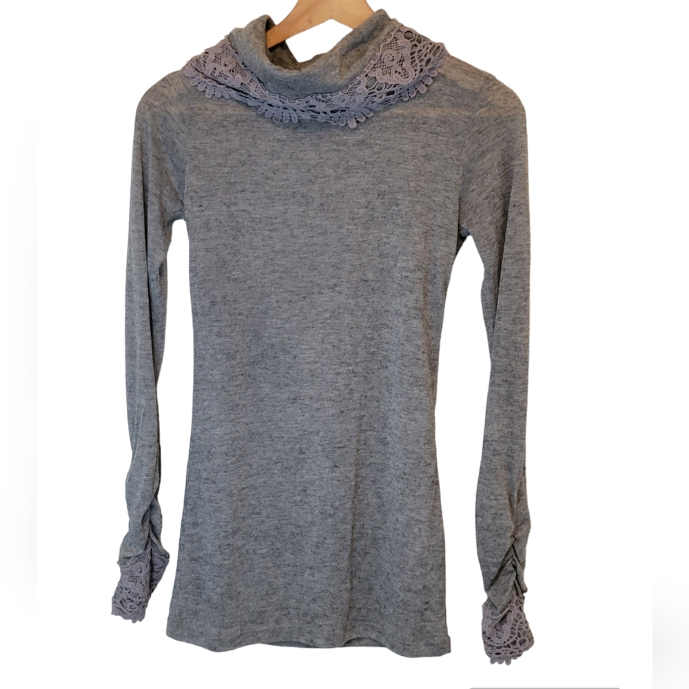 a'reve Women's Grey Crochet Knit Turtle Neck Size Small